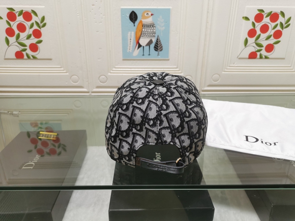 ブランド帽子側面デザイン